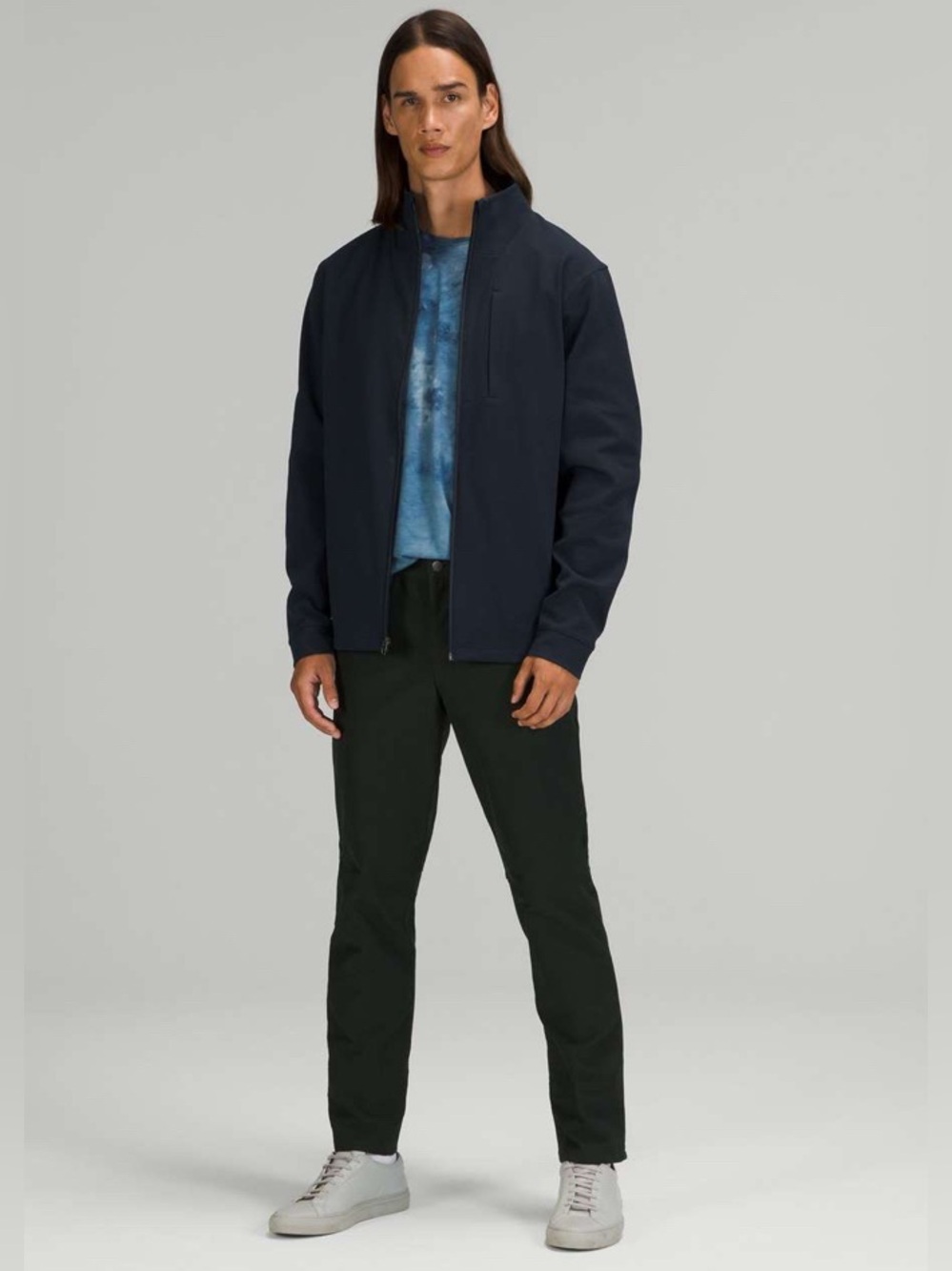 Lululemon Men’s Full Zip Sojourn Jacket
True Navy Size Small M3CZOS